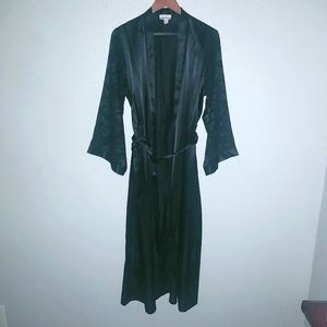 Nine & Company M Black Nylon Belted Maxi Robe